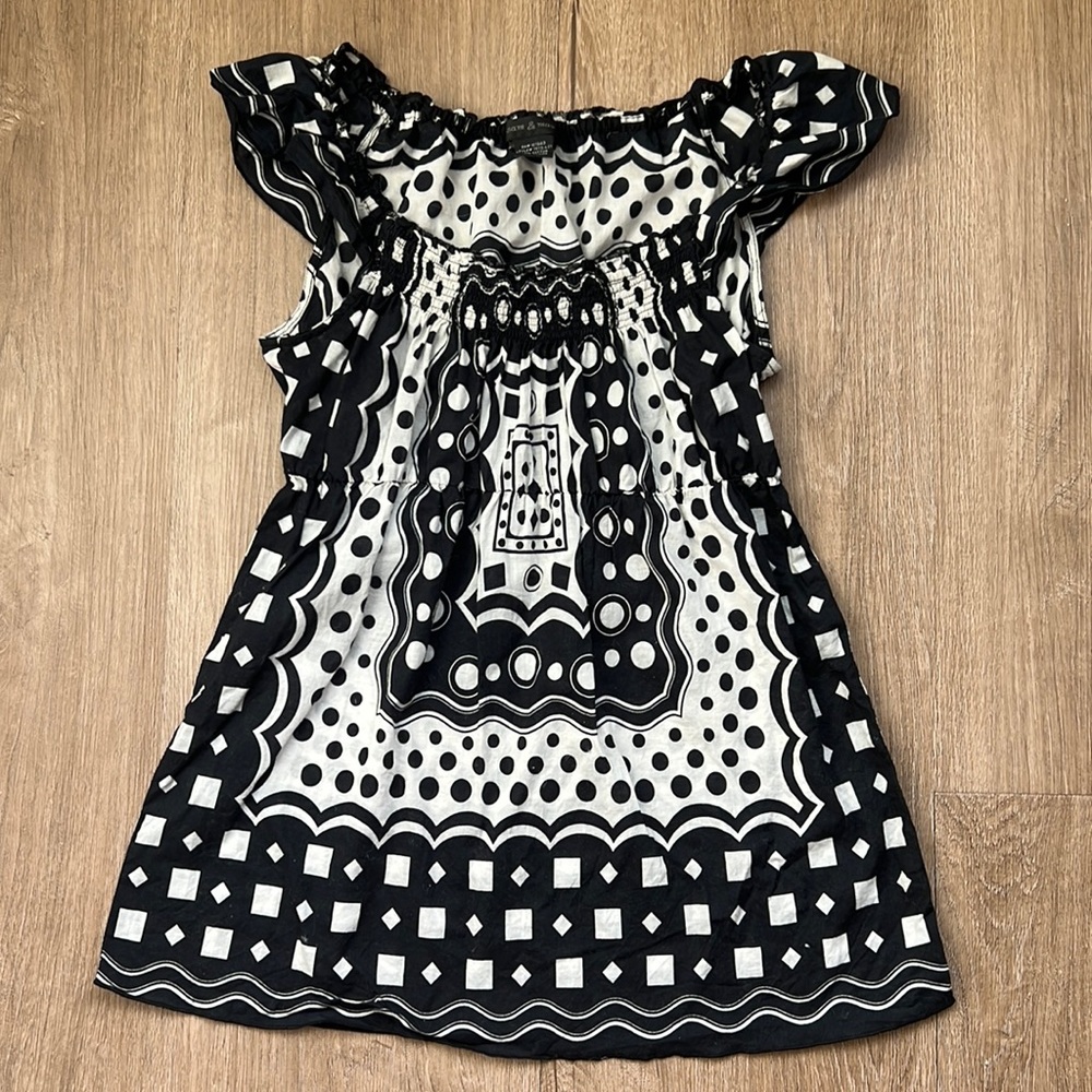 Sam & Max Women’s Short Sleeve Blouse in Black & White Size Medium